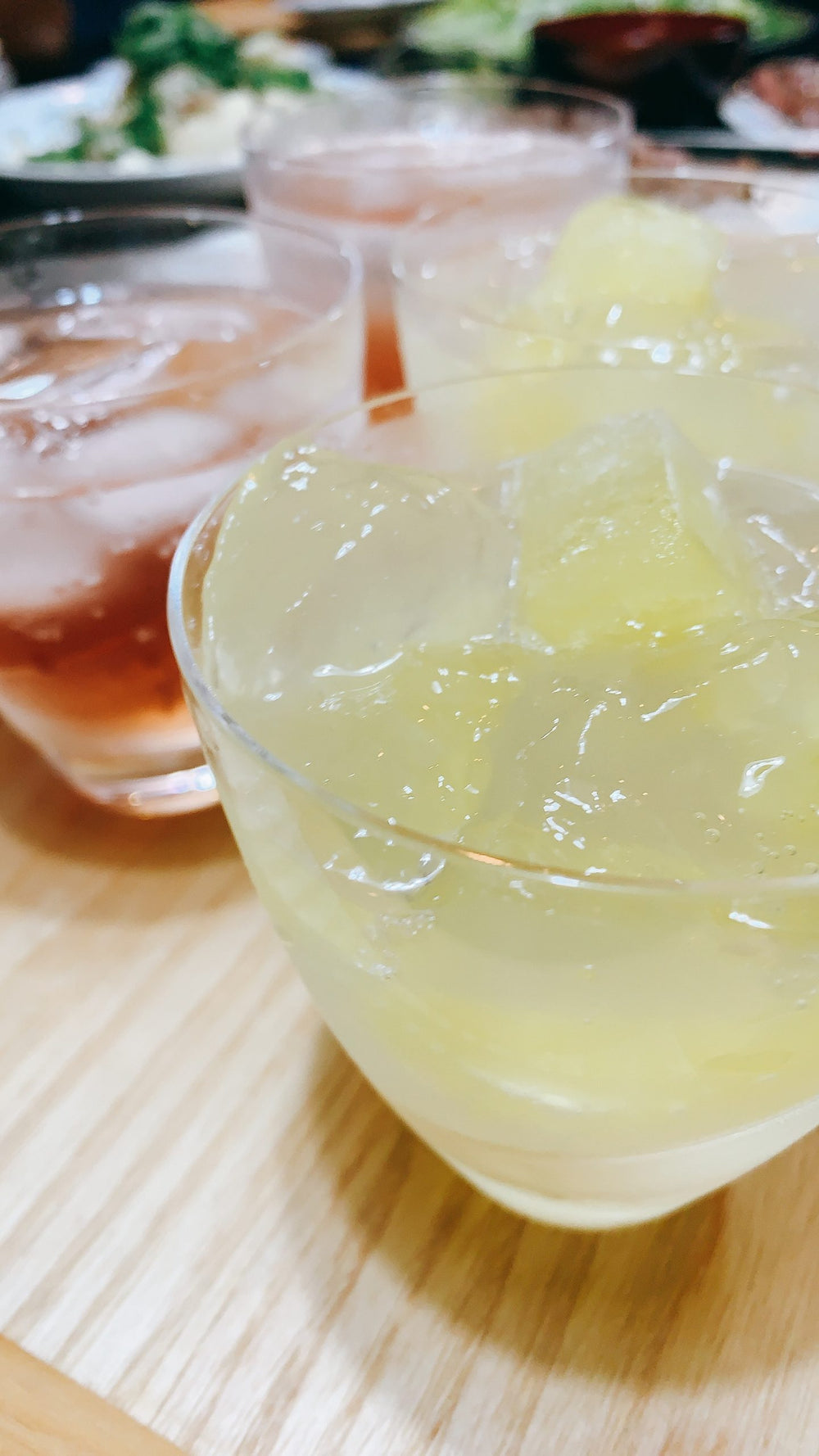 ぷるんっと食感がたまらない泡盛ゼリーのカクテルドリンク