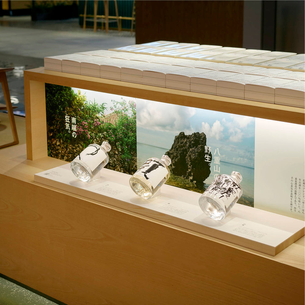 GINZA SIXにて「ZAKIMI」ボトルのプロトタイプが展示中